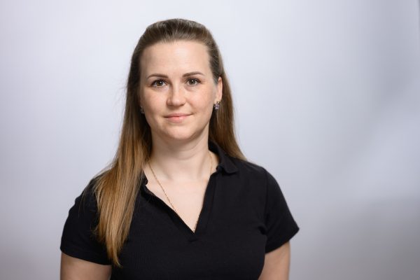 Mrs. Arina Shlifer